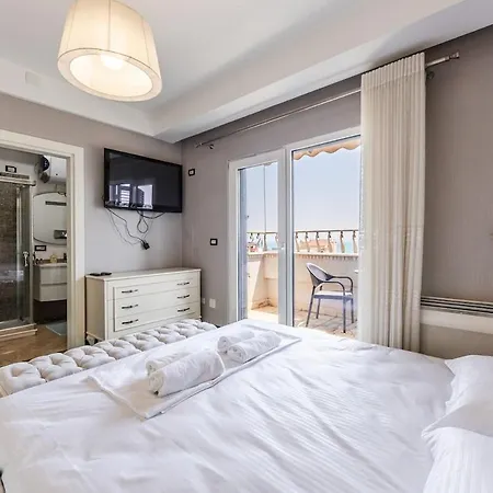 Apartament The Royal Classic By Ps Durrës